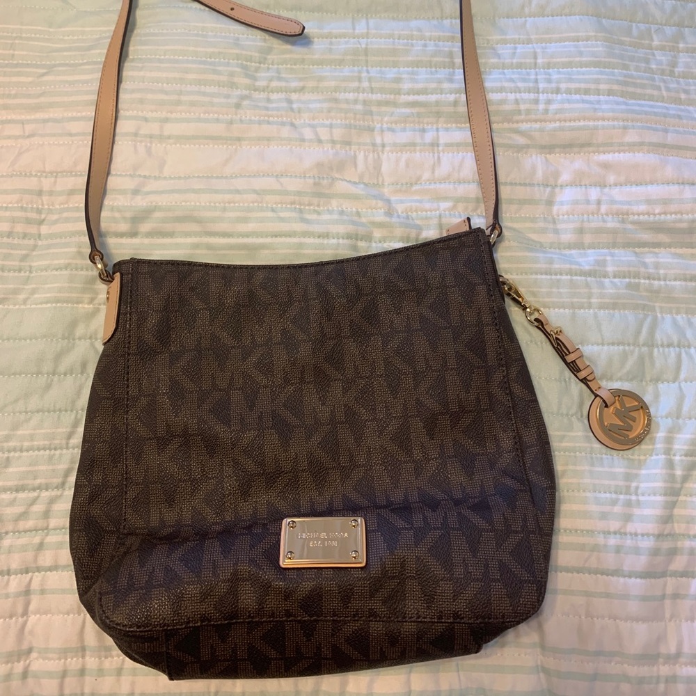 Michael Kors pocketbook